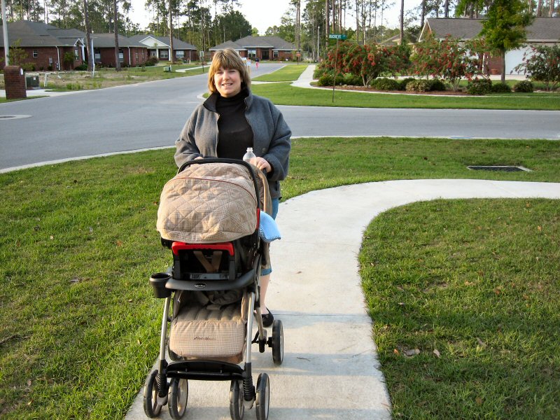 2007-04-09 p1 - first stroller ride.jpg